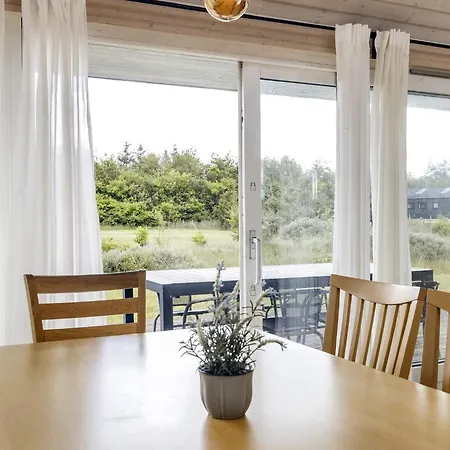 Three-bedroom In 22