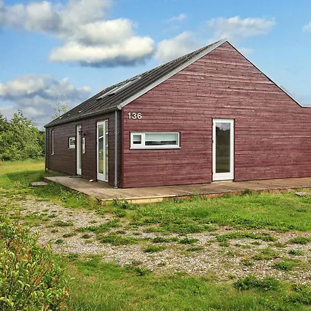 Three-bedroom In 22 * Brovst
