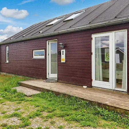 Three-bedroom In 22