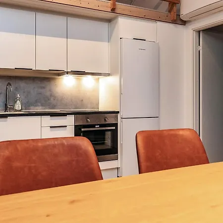 Three-bedroom In 22 Brovst