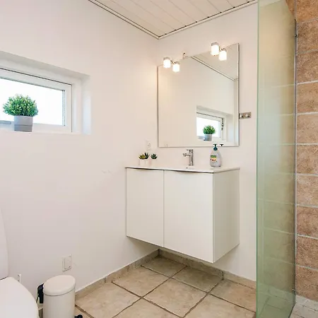 Three-bedroom In 22 Casa vacanze