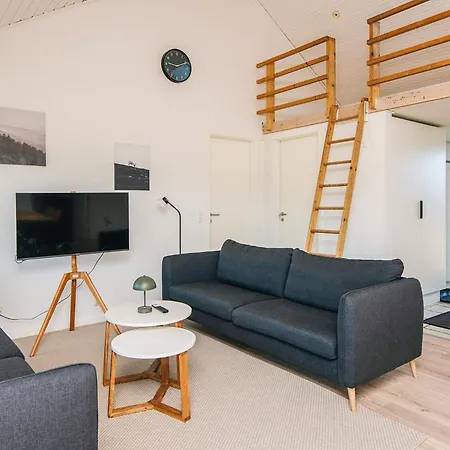 Three-bedroom In 22 *